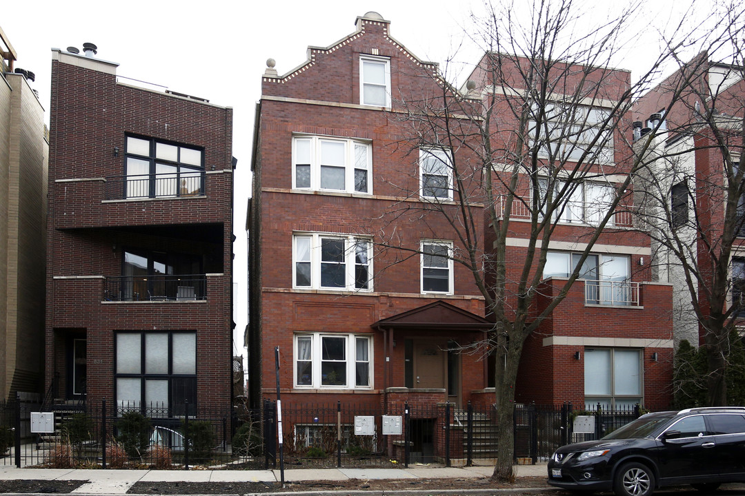 827 N Marshfield Ave in Chicago, IL - Building Photo