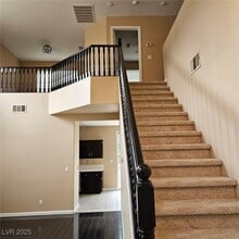 1008 Venetian Hills Ln in Las Vegas, NV - Building Photo - Building Photo