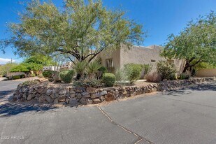 39011 N Habitat Cir in Cave Creek, AZ - Building Photo