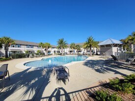 357 S E St in Pensacola, FL - Building Photo