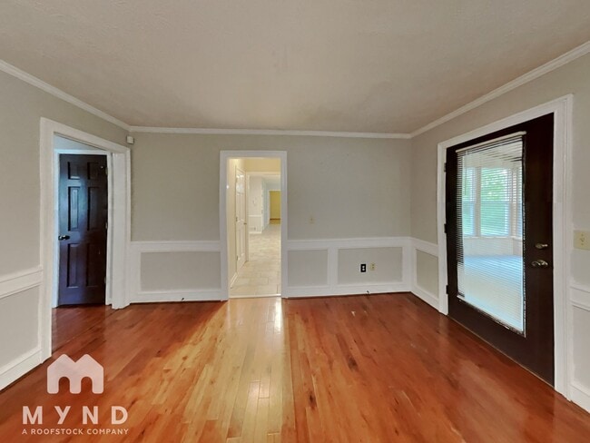 2211 Tarence Ln SW in Lilburn, GA - Building Photo - Building Photo