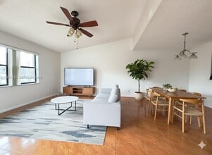 1287 NW 123rd Terrace in Pembroke Pines, FL - Building Photo - Building Photo