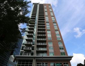 Square On 5th - Student Housing in Atlanta, GA - Building Photo - Building Photo