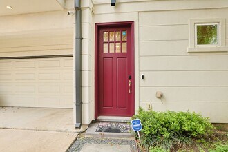 2212 Stuart St in Houston, TX - Building Photo - Building Photo