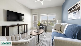 2115 Windsor Blvd in Lockhart, TX - Building Photo