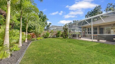 72 Tall Trees Ct in Sarasota, FL - Building Photo - Building Photo