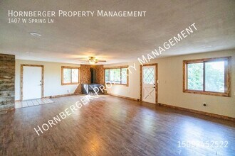 1407 W Spring Ln in Spokane, WA - Building Photo - Building Photo