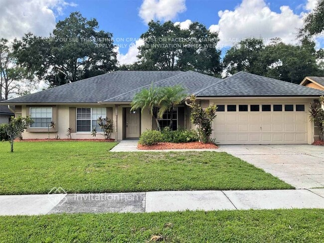 property at 340 Sawgrass Pl