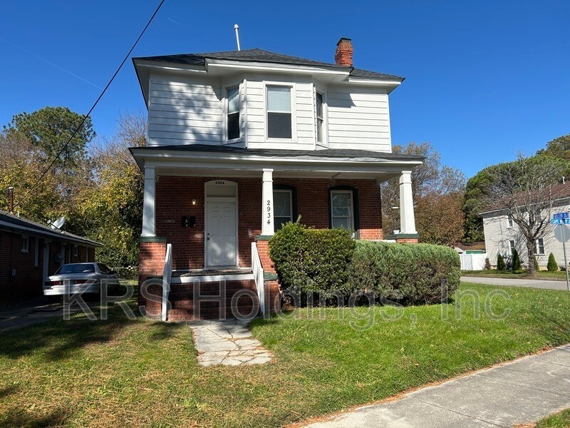 2934 Cape Henry Ave in Norfolk, VA - Building Photo