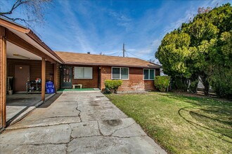 2930 W Malad St in Boise, ID - Building Photo - Building Photo