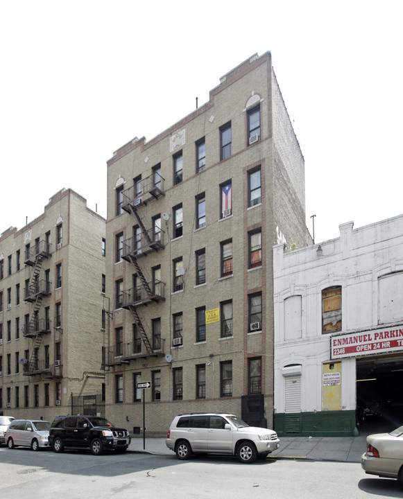 2356 Ryer Ave in Bronx, NY - Building Photo