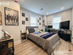 80 N Beacon St, Unit 6 in Boston, MA - Building Photo - Building Photo