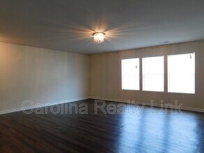 4623 Gibbons Link Rd in Charlotte, NC - Building Photo - Building Photo