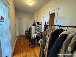 1693 Commonwealth Ave, Unit 31 in Boston, MA - Building Photo - Building Photo