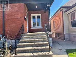 934 Gladstone Ave in Windsor, ON - Building Photo - Building Photo