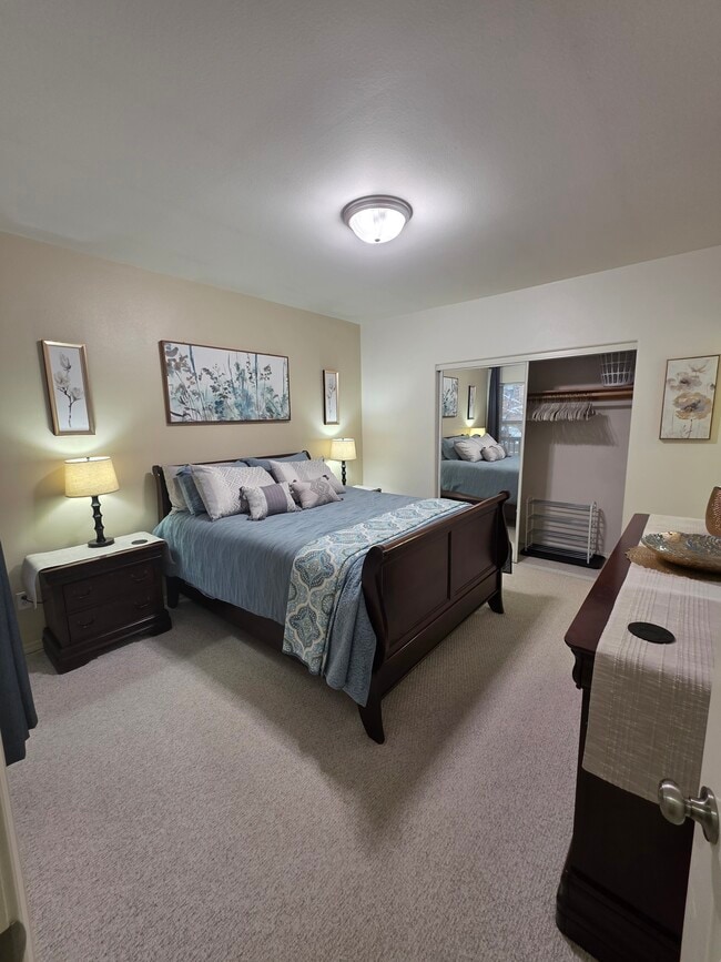 3030 Lore Rd, Unit 3030 Lore Road B2 in Anchorage, AK - Building Photo - Building Photo