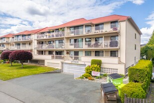 Horizon Place in Abbotsford, BC - Building Photo
