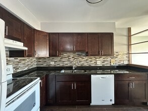 1026 S River Rd in Des Plaines, IL - Building Photo - Building Photo