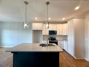 5392 Peony Dr in Bowling Green, KY - Building Photo - Building Photo