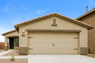 12946 N Ong Dr in Marana, AZ - Building Photo