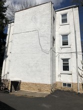 100 Sabine Ave in Narberth, PA - Building Photo - Building Photo