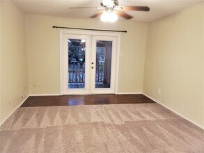 13008 Trail Hollow Dr, Unit A in Houston, TX - Building Photo - Building Photo