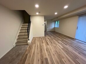 515 Welsh Rd in Huntingdon Valley, PA - Foto de edificio - Building Photo