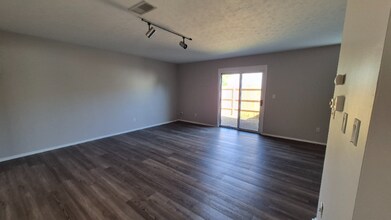 1471 Eagle Highlands Dr in Fairborn, OH - Building Photo - Building Photo