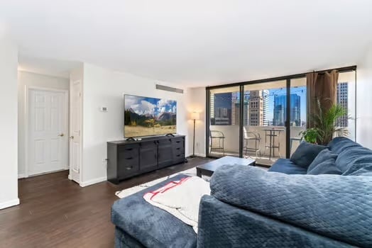 1020 15th St, Unit 15e in Denver, CO - Building Photo - Building Photo