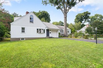 14 Abington Ave in Ardsley, NY - Building Photo - Building Photo