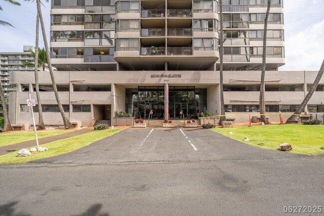 2724 Kahoaloha Ln in Honolulu, HI - Building Photo - Building Photo