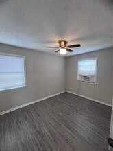 1610 Mystic St in Houston, TX - Building Photo - Building Photo