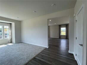 105 Marchmont Dr in Locust Grove, GA - Building Photo - Building Photo