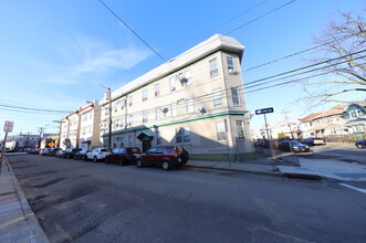 412 Woodside Ave in Newark, NJ - Building Photo - Building Photo