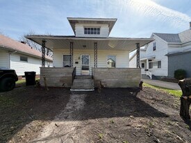 2502 Ford St in South Bend, IN - Building Photo