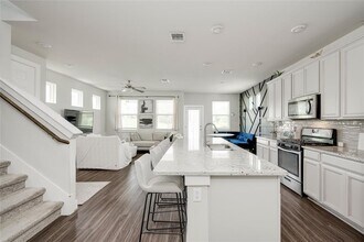 7502 Chesapeake Rail Ln in Austin, TX - Building Photo - Building Photo