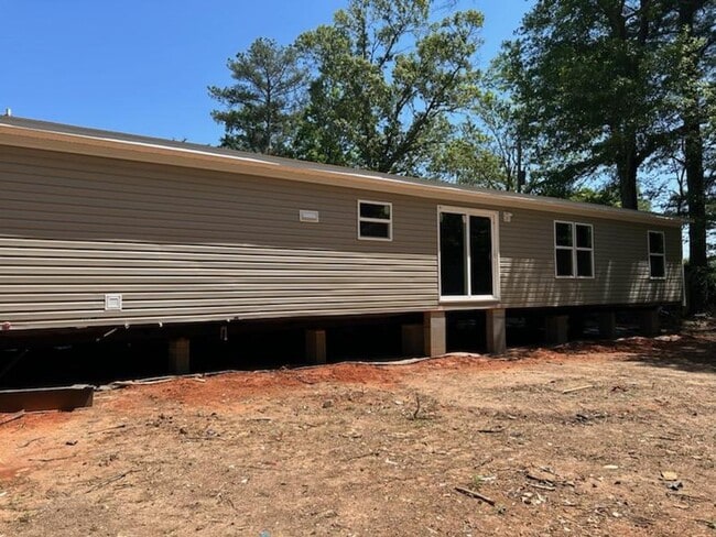 105 Sunnybrook Ln in Hartwell, GA - Building Photo - Building Photo