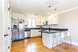 40 Ellery St, Unit 1 in Boston, MA - Building Photo - Building Photo