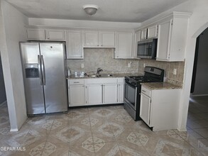 12229 Tierra Maya Dr in El Paso, TX - Building Photo - Building Photo