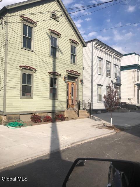 122 N Ferry St in Schenectady, NY - Building Photo - Building Photo