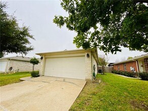 3811 Julianas Way in Round Rock, TX - Building Photo - Building Photo