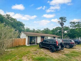 226 S 4th St in Lake Mary, FL - Building Photo