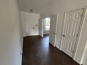 3618 Wolf Dr in Edinburg, TX - Building Photo - Building Photo