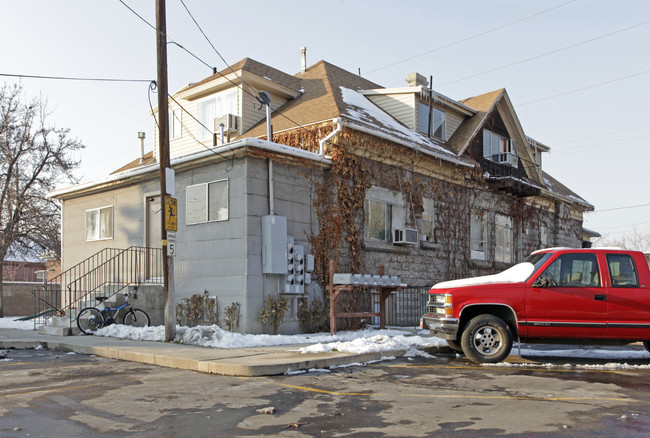 390 E 2700 S in Salt Lake City, UT - Building Photo - Building Photo