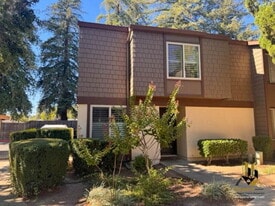 3605 Larchmont Square Ln in Sacramento, CA - Building Photo