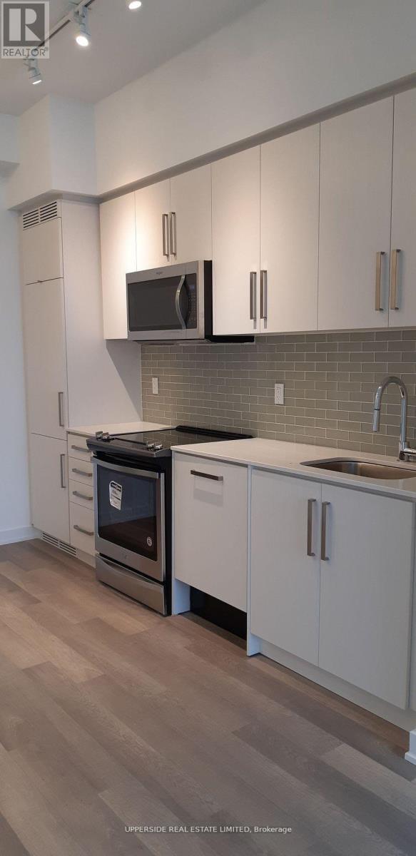 property at 5180 Yonge St