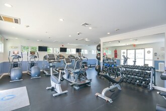 10 Seaport Dr in Quincy, MA - Building Photo - Building Photo
