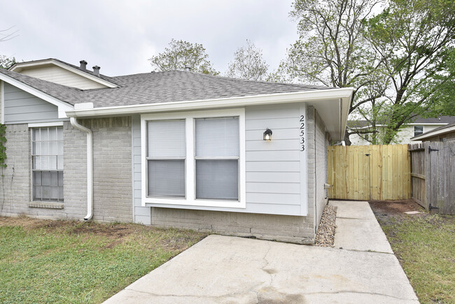 22533 Tree House Ln in Spring, TX - Building Photo - Building Photo