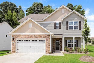 102 Wilderness Ct in Mebane, NC - Building Photo