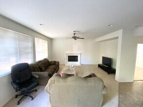 1886 Spring White Rd in Hemet, CA - Building Photo - Building Photo